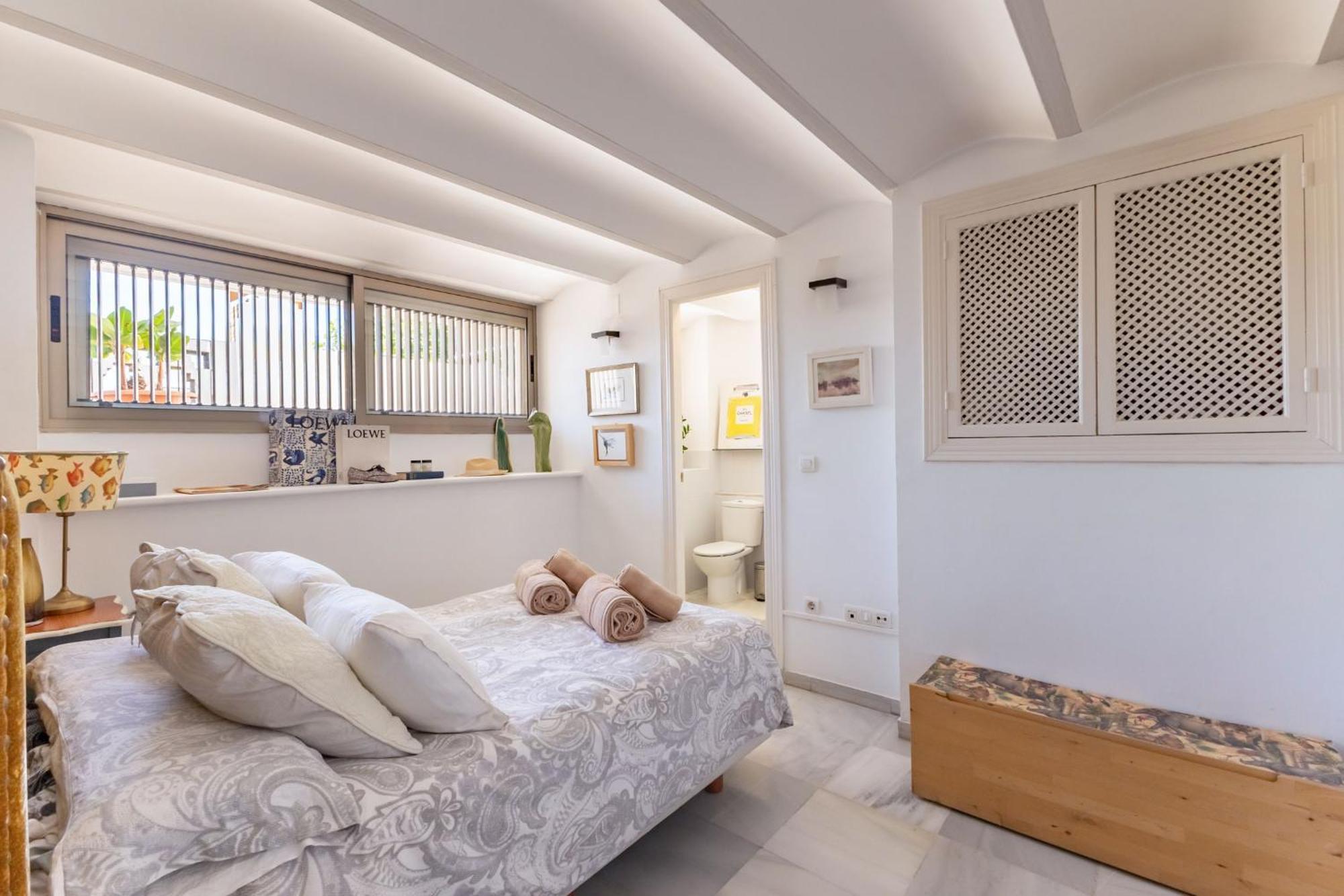 Charming 2 Bedroom Boutique Triplex Apartment With Private Terrace At Seville City Center By Ocityzen Esterno foto